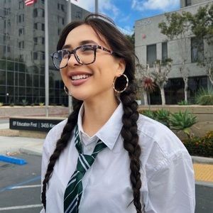 Meet your Posher, El'za